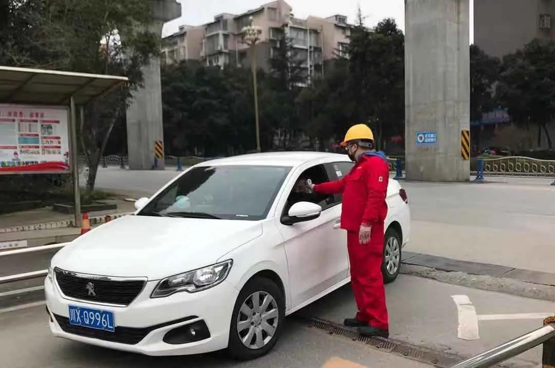 【2138cn太阳城集团先锋】伍虹澍:风雨中的逆行与坚守3 【2138cn太阳城集团先锋】伍虹澍:风雨中的逆行与坚守3